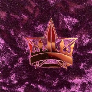 * FOR ALEX** Jeffree star blood lust pallet